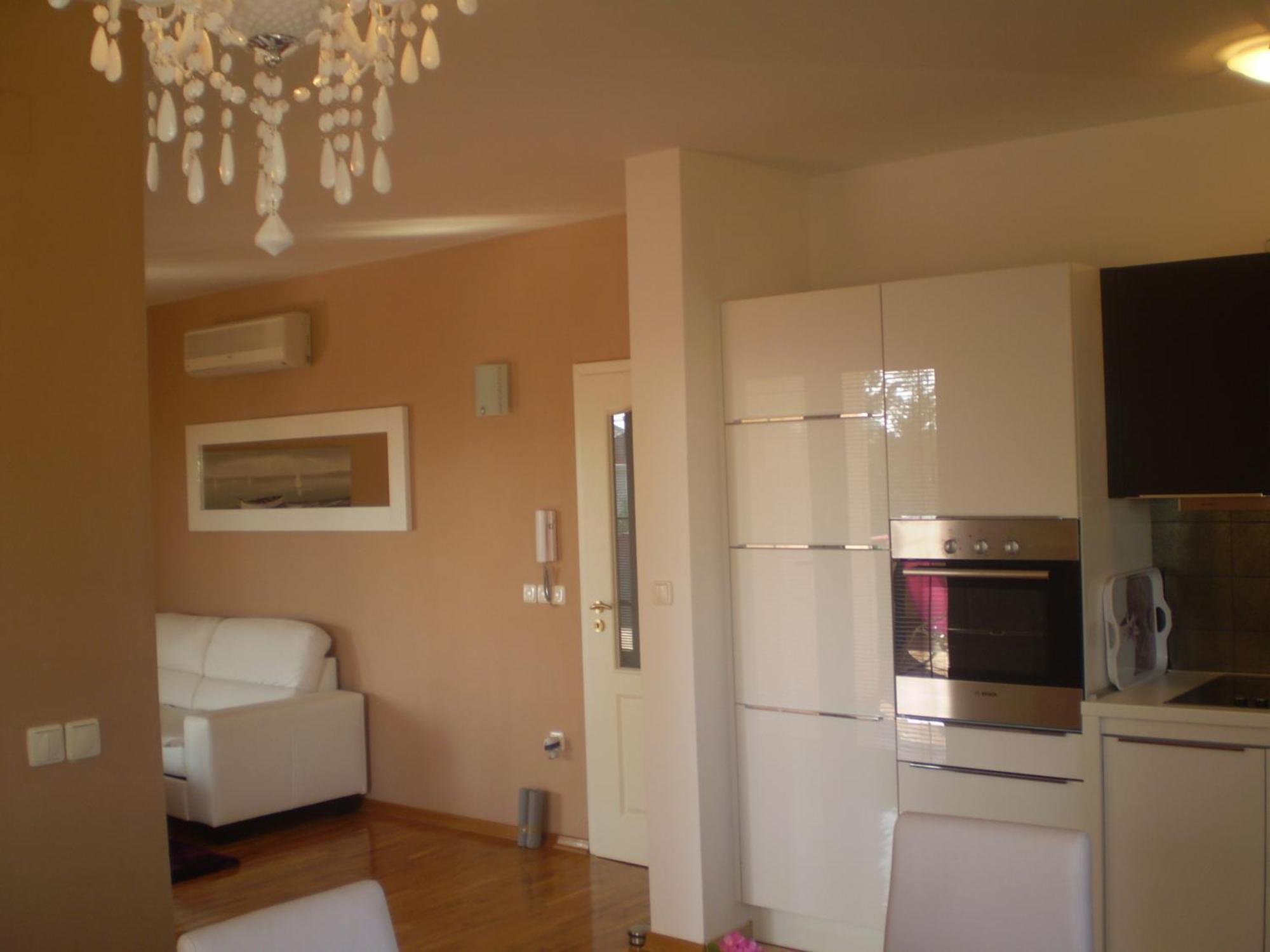 Apartament Jelena